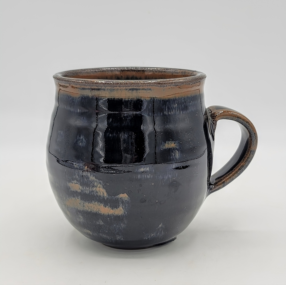 Hand Thrown Studio Pottery Mug Signed RH 1991 Stoneware Dark Glaze Handmade Vtg - Picture 3 of 8